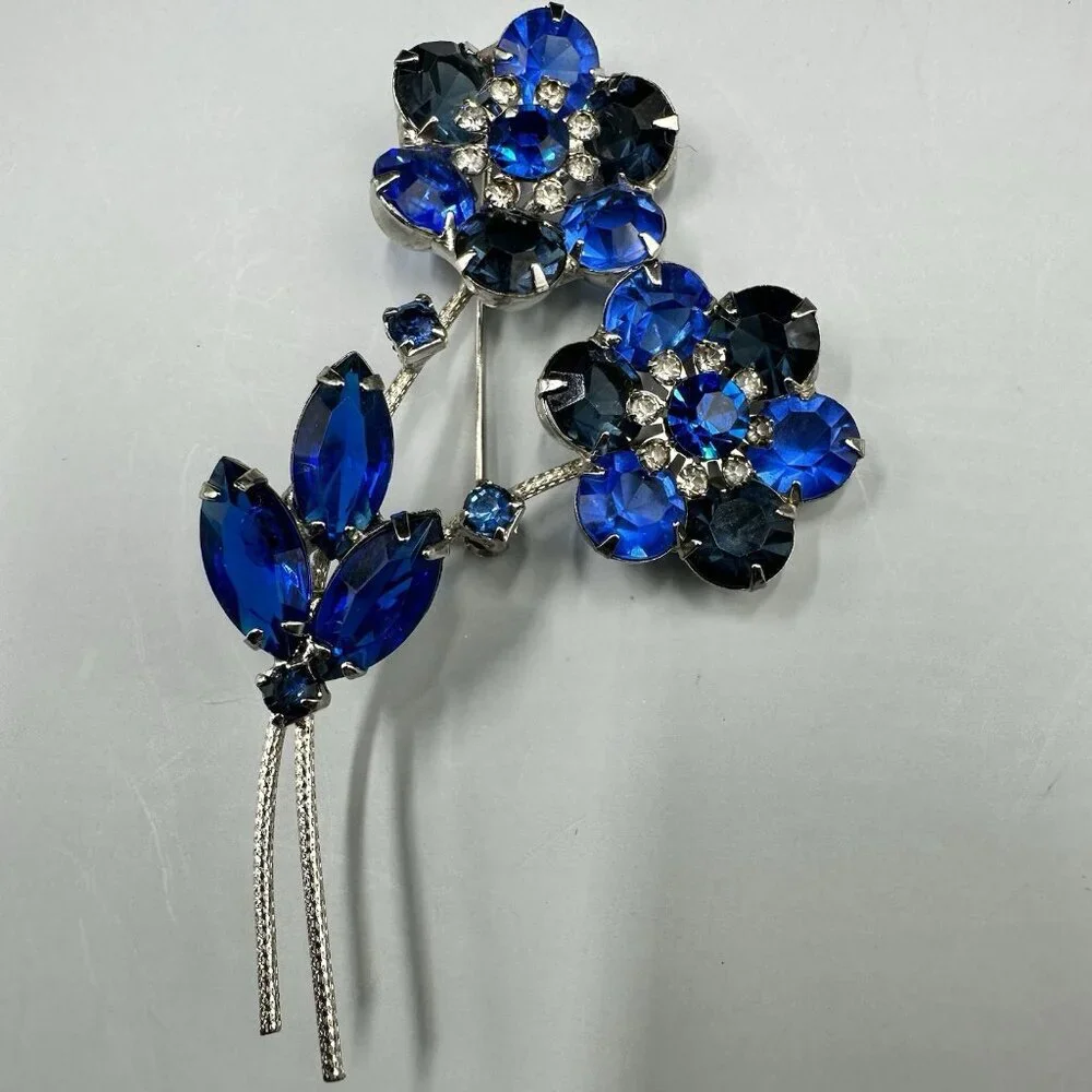 Vintage Blue Rhinestone Flower Brooch Silver Tone Floral Spray Pin 3 Inch